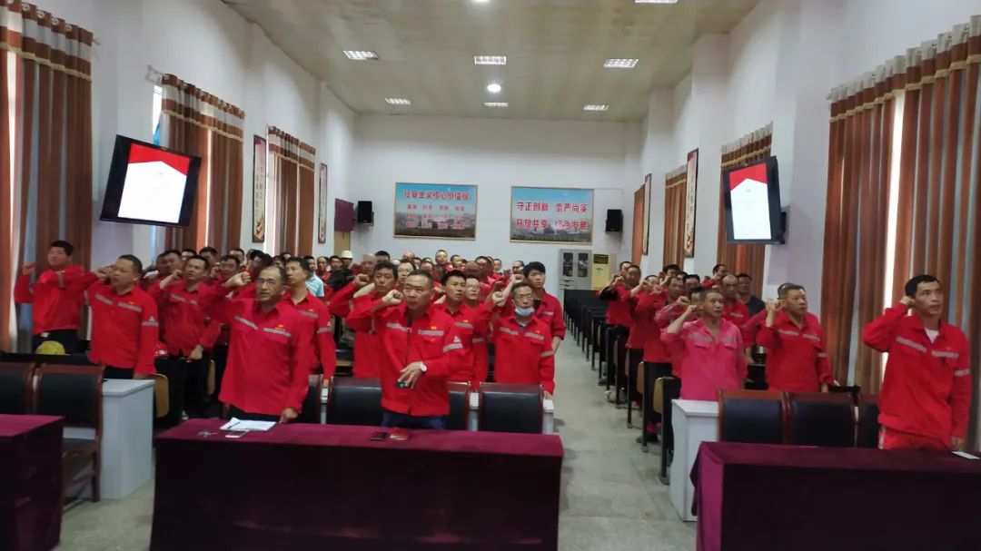 【安全生產(chǎn)月】安全生產(chǎn) 我們?cè)谛袆?dòng)(圖1) 圖片