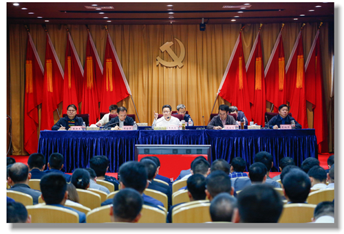 宜化集團(tuán)召開2019年一季度成本費(fèi)用分析演排會暨一季度安委會全會(圖5) 宜化集團(tuán)召開2019年一季度成本費(fèi)用分析演排會暨一季度安委會全會(圖5)