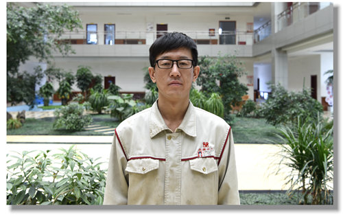 宜化集團(tuán)勞動(dòng)模范劉學(xué)昌:以釘釘子精神把自己釘在一線(圖1) 宜化集團(tuán)勞動(dòng)模范劉學(xué)昌:以釘釘子精神把自己釘在一線(圖1)