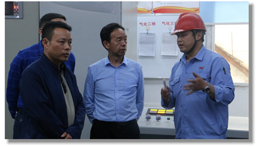 工傷保險走進扶貧車間 保障職工合法權(quán)益(圖2) 工傷保險走進扶貧車間 保障職工合法權(quán)益(圖2)