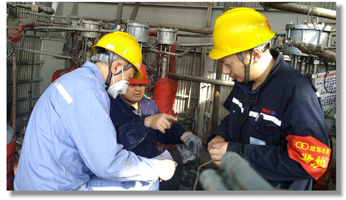 雙環(huán)公司開展新一輪反違章活動(dòng)(圖1) 雙環(huán)公司開展新一輪反違章活動(dòng)(圖1)