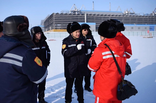 宜昌市領(lǐng)導(dǎo)王應(yīng)華、王大真一行到新疆宜化調(diào)研走訪(圖1)