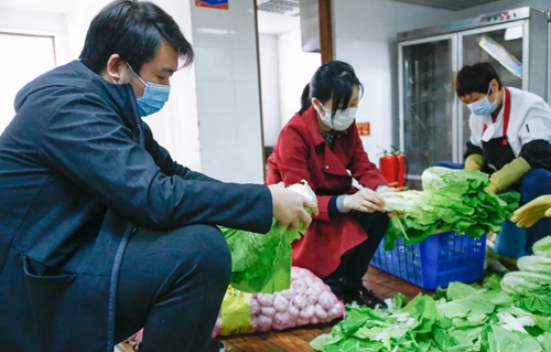 集團(tuán)總部:嚴(yán)抓疫情防控 保障辦公秩序(圖3) 集團(tuán)總部:嚴(yán)抓疫情防控 保障辦公秩序(圖3)