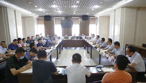集團(tuán)召開總部機(jī)關(guān)行政聯(lián)席會(圖1) 集團(tuán)召開總部機(jī)關(guān)行政聯(lián)席會(圖1)