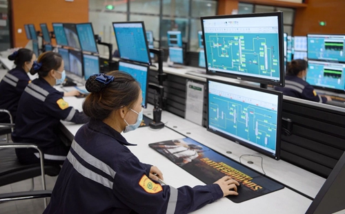 重磅喜訊：新疆宜化尿素產(chǎn)品順利下線！(圖2)