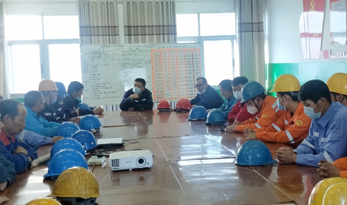 雙環(huán)公司:筑牢四道防線 確保安全檢修(圖1) 雙環(huán)公司:筑牢四道防線 確保安全檢修(圖1)