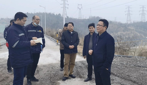 王大真到宜昌區(qū)域分子公司和項目現(xiàn)場檢查指導工作(圖3) 王大真到宜昌區(qū)域分子公司和項目現(xiàn)場檢查指導工作(圖3)