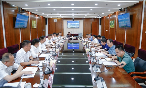 中國化學工程集團副總經理武憲功一行到訪宜化集團(圖1) 中國化學工程集團副總經理武憲功一行到訪宜化集團(圖1)