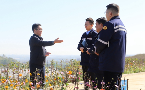 王大真到松滋肥業(yè)、楚星公司、股份公司和新項目現(xiàn)場調(diào)研(圖2)