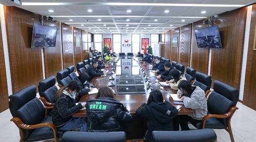 集團(tuán)召開(kāi)專題會(huì)安排部署全集團(tuán)疫情防控工作(圖1) 集團(tuán)召開(kāi)專題會(huì)安排部署全集團(tuán)疫情防控工作(圖1)