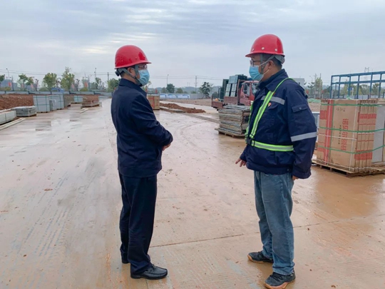 王大真到宜昌片區(qū)分子公司和新項(xiàng)目現(xiàn)場(chǎng)檢查督導(dǎo)疫情防控工作(圖1) 王大真到宜昌片區(qū)分子公司和新項(xiàng)目現(xiàn)場(chǎng)檢查督導(dǎo)疫情防控工作(圖1)