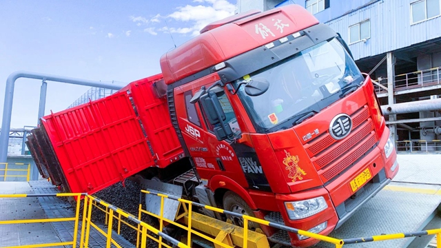 現(xiàn)場(chǎng)無(wú)人化！新疆宜化自動(dòng)卸車系統(tǒng)上線(圖2)