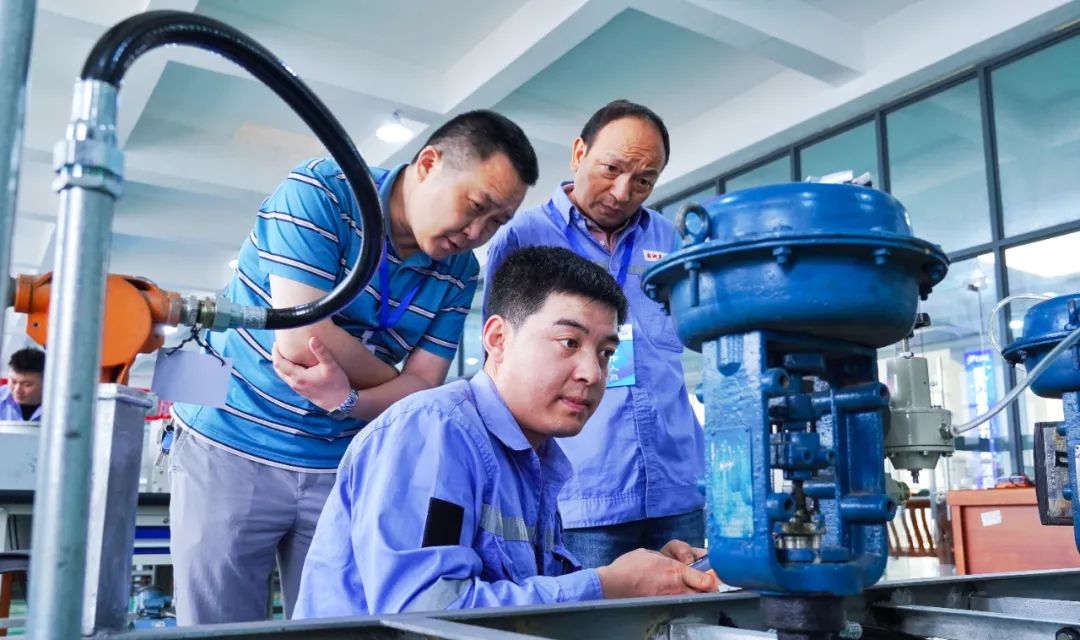 集團(tuán)2023年機(jī)電儀技能大比武在實(shí)訓(xùn)基地成功舉行(圖4) 圖片