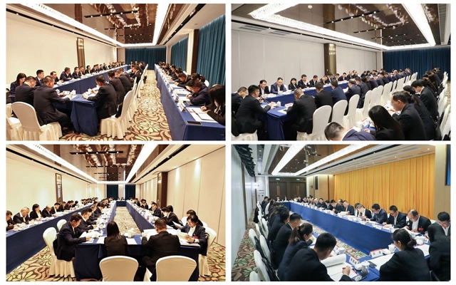 宜化集團(tuán)召開七屆二次職工代表大會(圖4) 宜化集團(tuán)召開七屆二次職工代表大會(圖4)