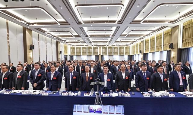 宜化集團(tuán)召開七屆二次職工代表大會(圖3) 宜化集團(tuán)召開七屆二次職工代表大會(圖3)