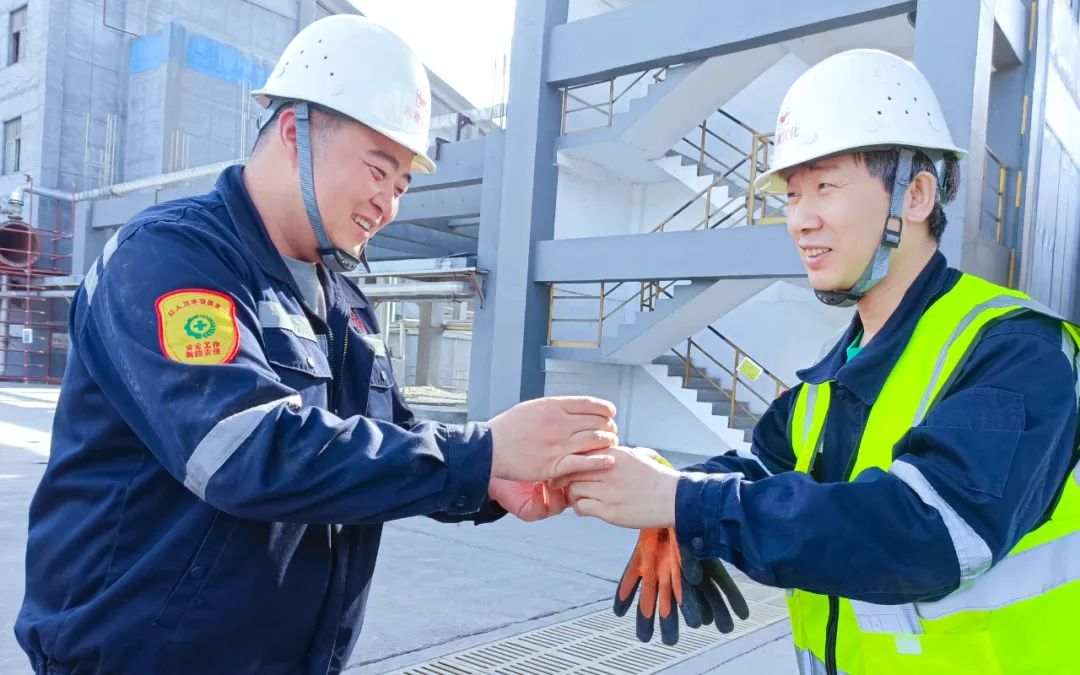 新疆宜化乙炔車(chē)間運(yùn)行一班：立足崗位強(qiáng)技能，凝心聚力創(chuàng)佳績(jī)(圖5)