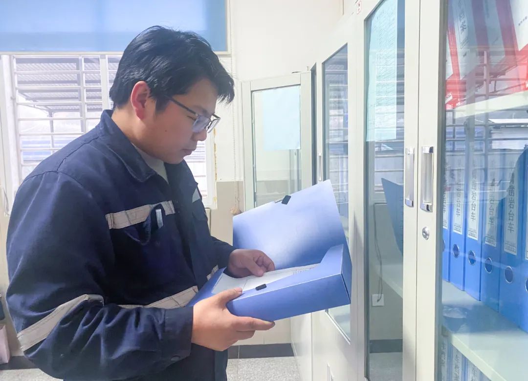 宜化礦業(yè)郭倉?。簼M腔熱愛向機(jī)電，一片初心為礦山(圖5)