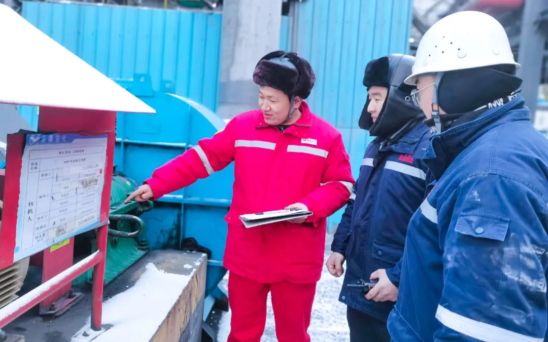 新疆宜化電石車(chē)間二一班：強(qiáng)化班組建設(shè)，筑牢基層基石(圖3)