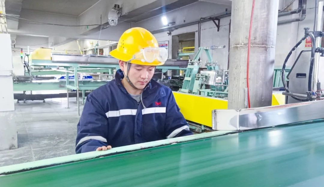 【宜化榜樣】新疆天運陳寶斌：善于鉆研敢擔(dān)當(dāng)，凝聚力量勇拼搏(圖5)