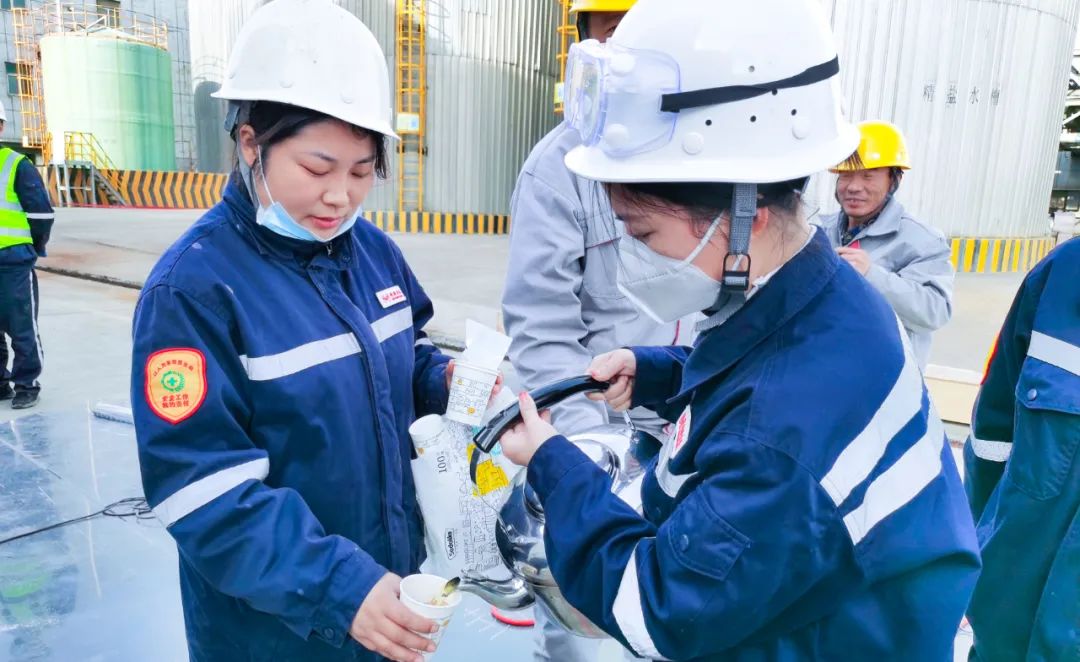 新疆宜化：直擊大修一線，看他們奮戰(zhàn)的身影(圖9)