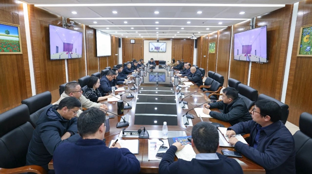 集團(tuán)召開2月份安全例會(huì)(圖1) 集團(tuán)召開2月份安全例會(huì)(圖1)